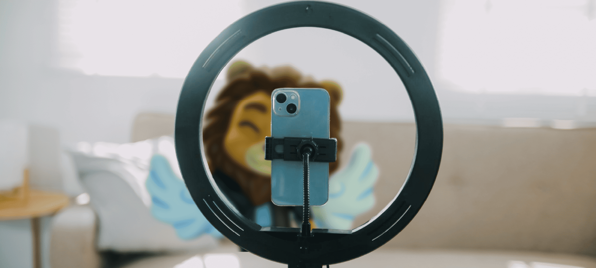 10 Best Venture Capital Influencers to Follow on Socials